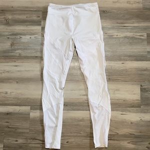 White Fashion Nova Active Leggings. Size small